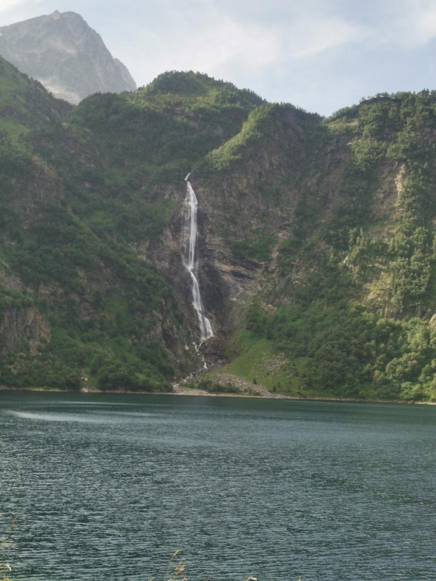 Maison 13 Pers A 10Mn De Luchon Cazaux-Layrisse Esterno foto
